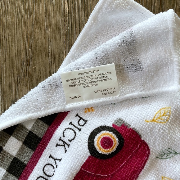 Crochet Top Hanging Kitchen Towel - Picture 5 of 8